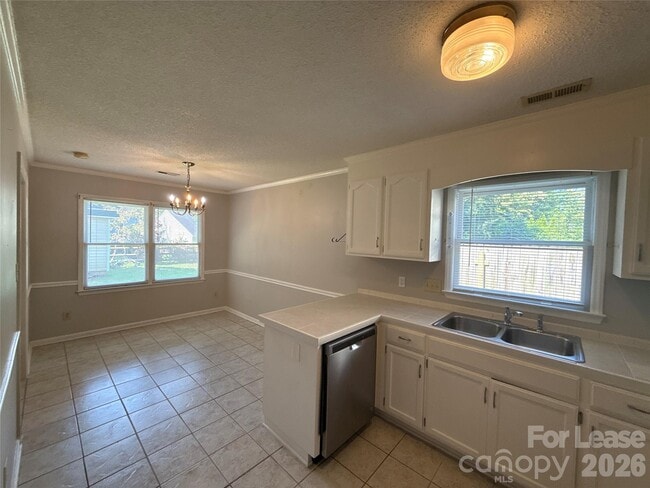 7638 Campbell Creek Ln