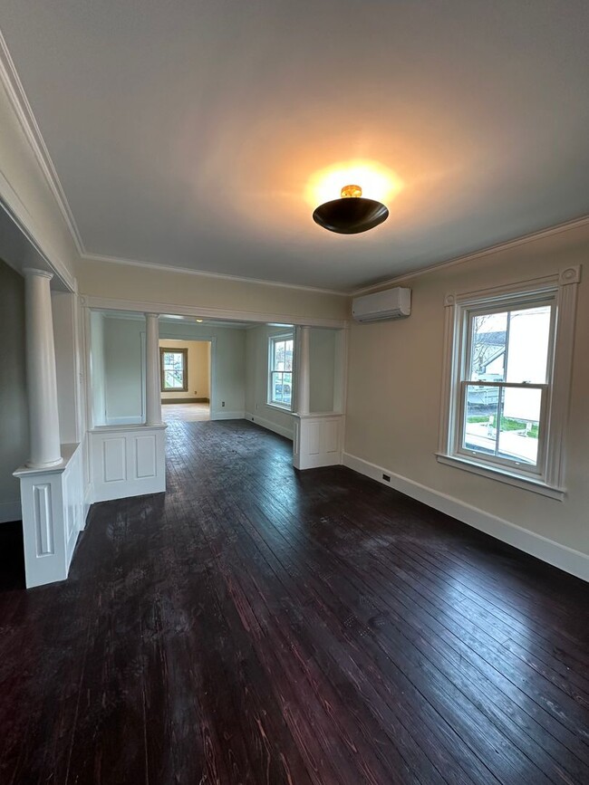 Dear Lover, LLC - Dear Lover, LLC Apartment Unit 19 South Maple