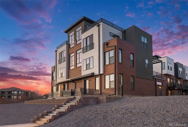 2670 Westview Wy