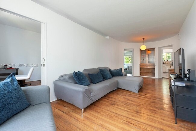 Photo - 6941 Bay Dr Unit B3
