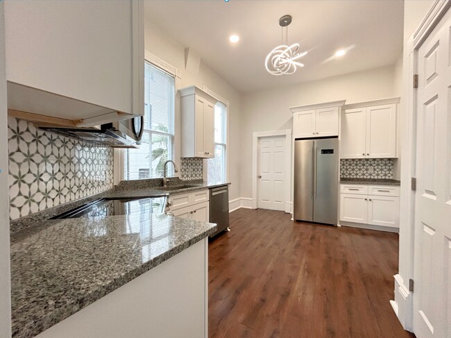 Photo - 414 E Gwinnett St Unit 414 E. Gwinnett St.