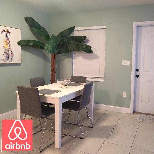 Photo - 309 Avanda Ct Unidad 1