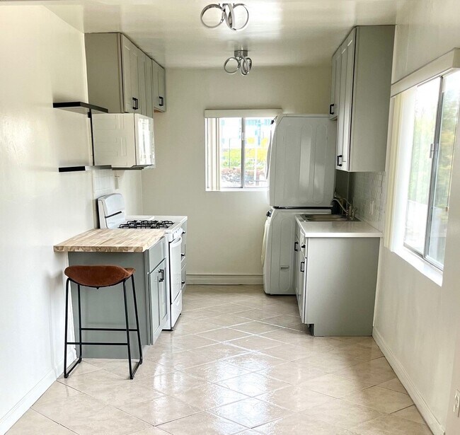 Photo - 2054 Chariton St Unit 3