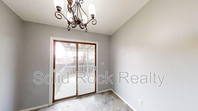 Photo - 948 Bromefield Dr