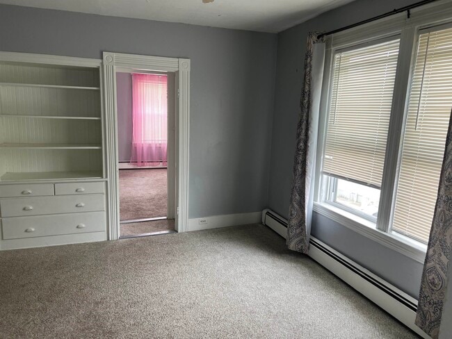 Photo - 42 W Broadway Apartment Unit RR461