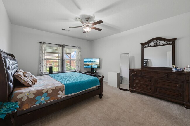 Photo - 8831 W Cres Lake Cir