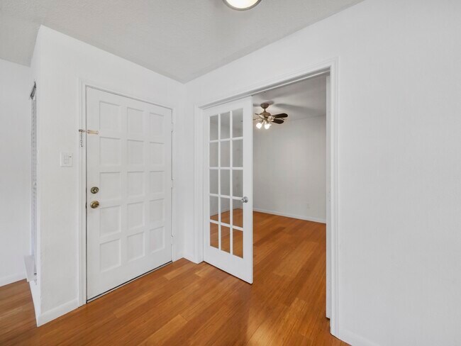 Photo - 1223 Bramblebury Dr
