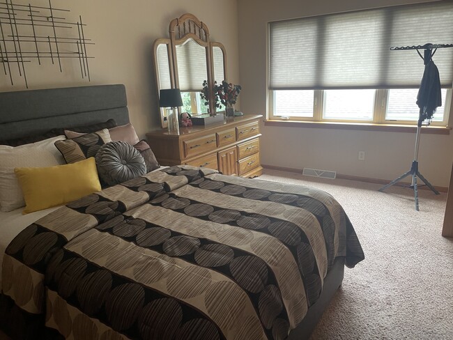 Photo - 5571 Osborn Dr