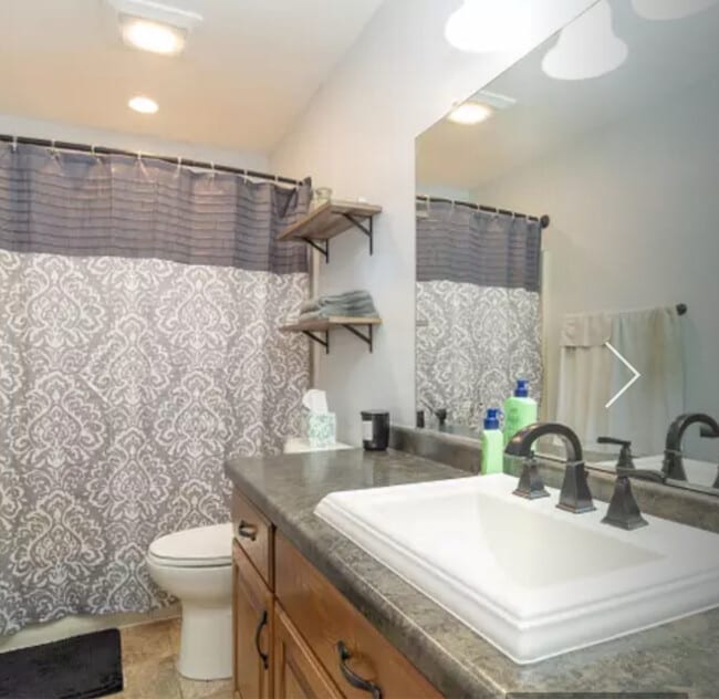 Building Photo - 2748 W Parkmoor Ct Rental