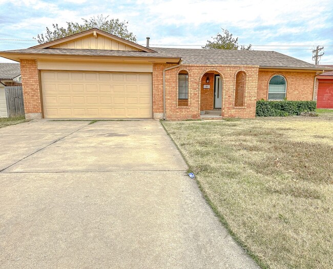 3 Bed - 2 Bath home in Warr Acres! - 3 Bed - 2 Bath home in Warr Acres!