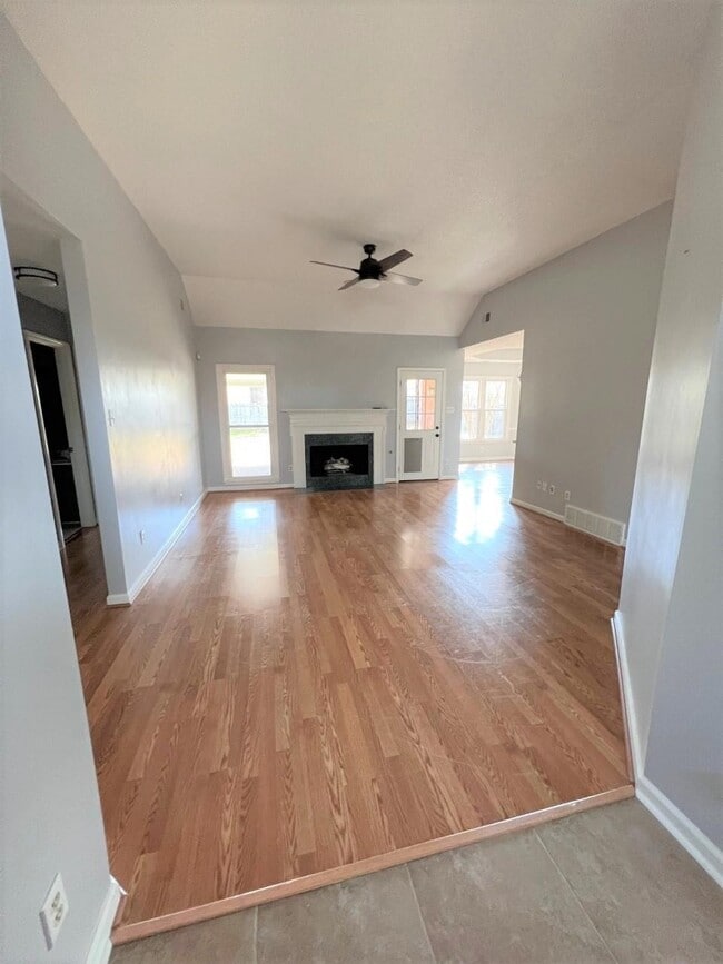 Photo - 1408 Squire Dudney Dr