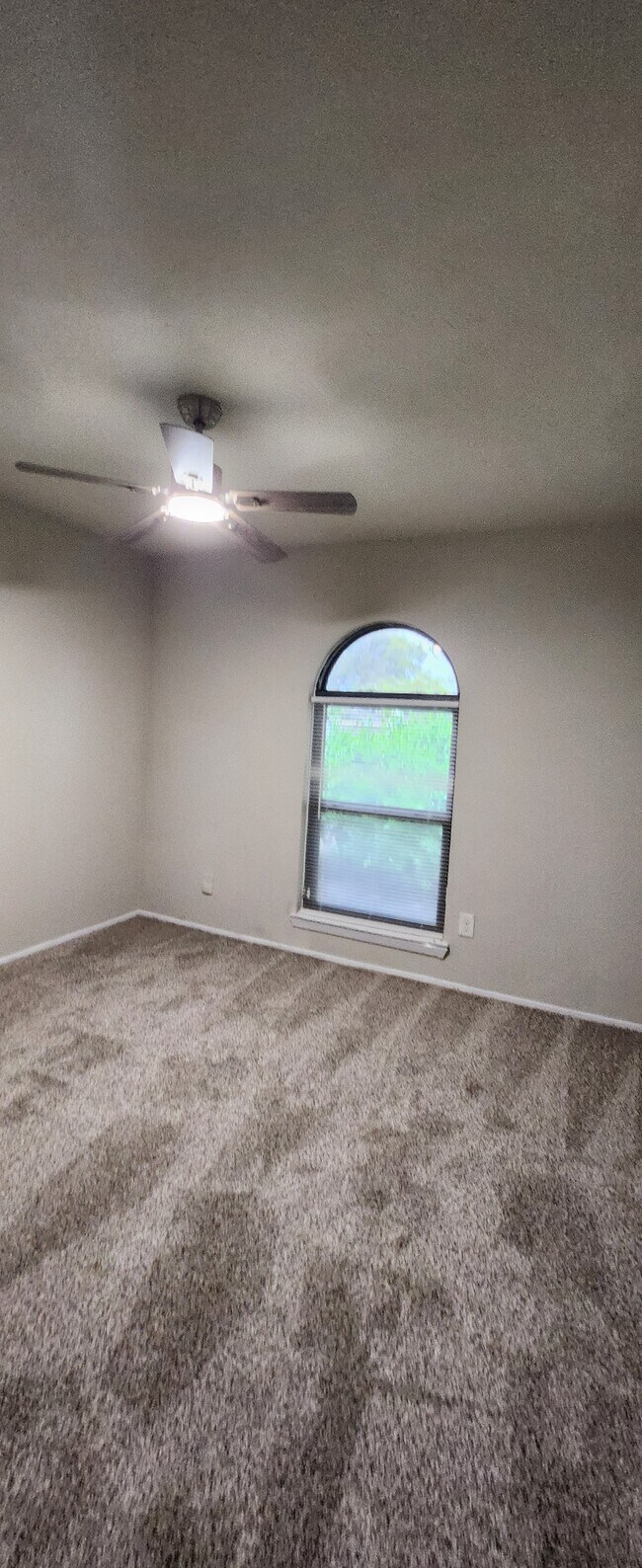 Photo - 5324 Young Dr