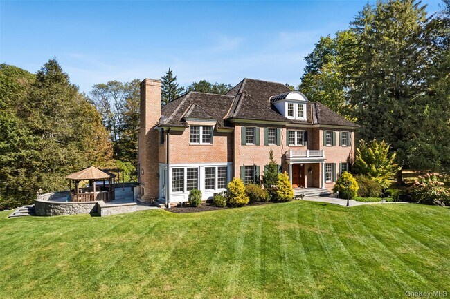 Photo - 2 Heathcote Dr