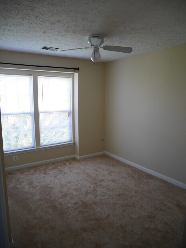 3 Bedroom Townhome located in Rosedale, MD! Townhome Rental in
