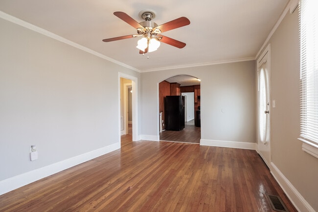 Photo - 608 S Fairfield Rd