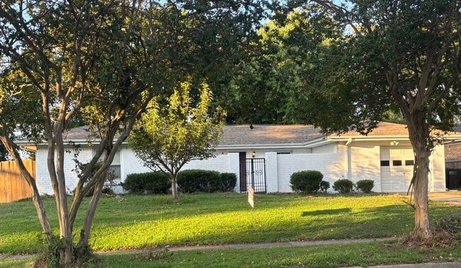 Building Photo - 4840 Brandywine Dr Rental