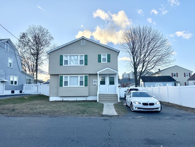 Photo - 317 Alexander Ave Unit 2