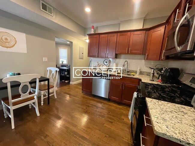 Photo - 47 Beech Glen St Unit 2TS