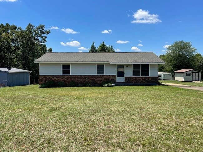 Building Photo - 1705 Windover Rd