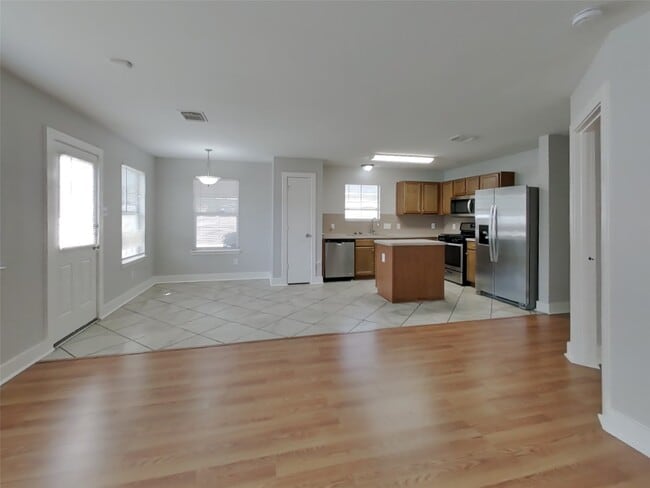 Photo - 6346 Hall Pond Ct