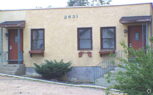 Photo - Pikes Peak Apartments