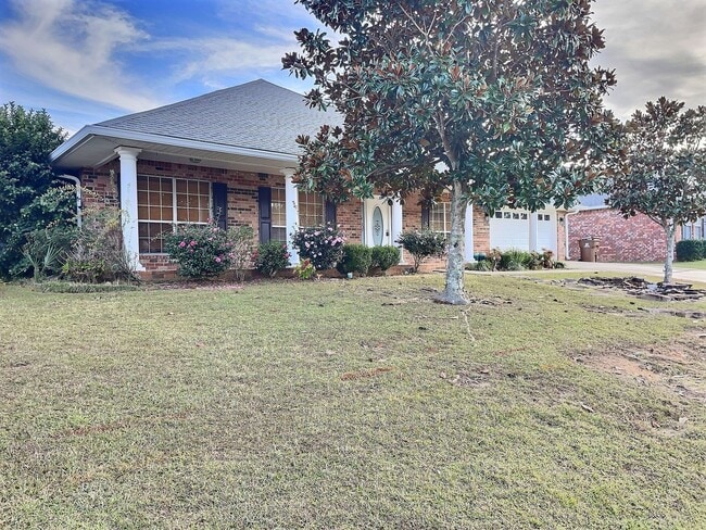 Photo - 4-BD, 3-BA Brick Home North of I10 in Biloxi's Shadow Creek Subdivision