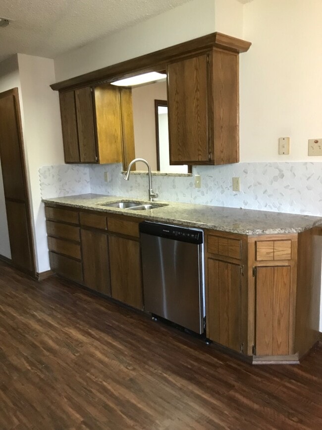 Photo - 11 Marvin Garden