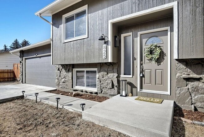 Building Photo - Beautiful, Newly Remodeled Home In Great Location!