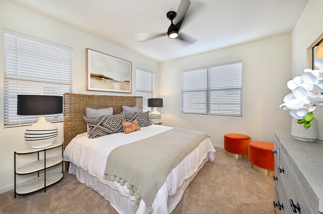 Acequia Lofts