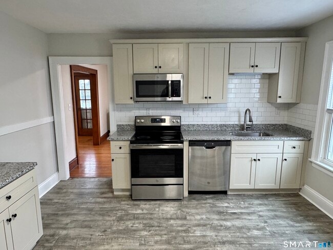 Photo - 29 Nesbit Ave Unit 2nd FL