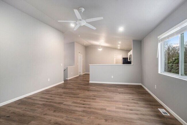 Photo - 1232 Jayberry Dr