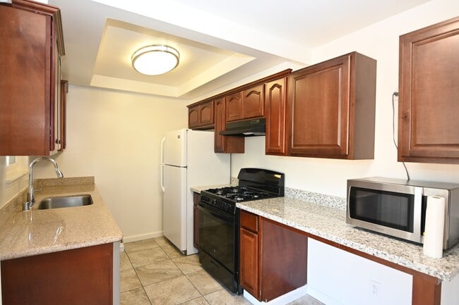 Photo - 460 Richfield Dr Unidad #2