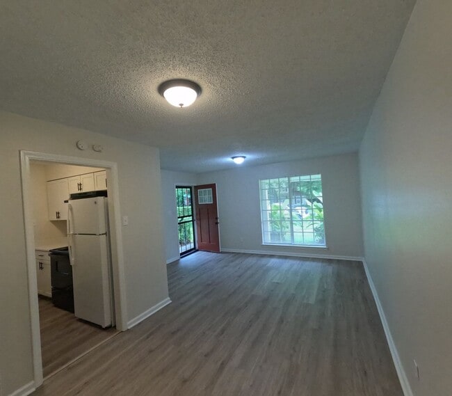 Photo - 3115 Carnes Ave