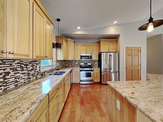 Photo - 4870 Glasgow Rd