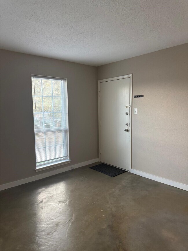 Photo - 6402 Del Monte Dr Unit 33