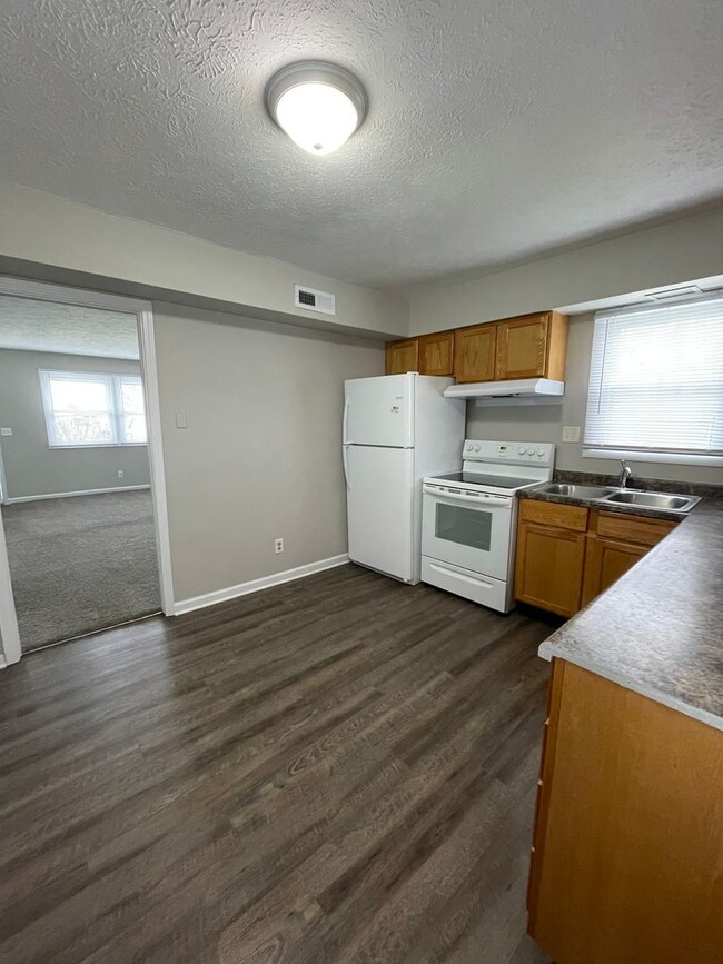 Photo - 30-32 Morehouse-NOREMAC Unidad 32 Morehouse Ct.