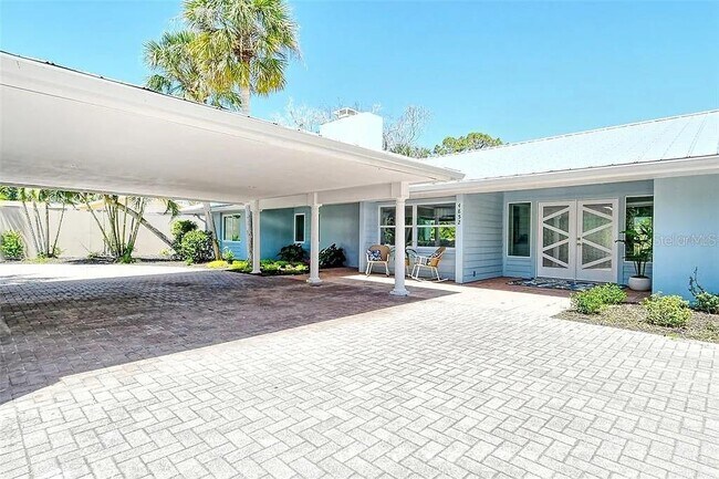 Photo - 4852 Featherbed Ln