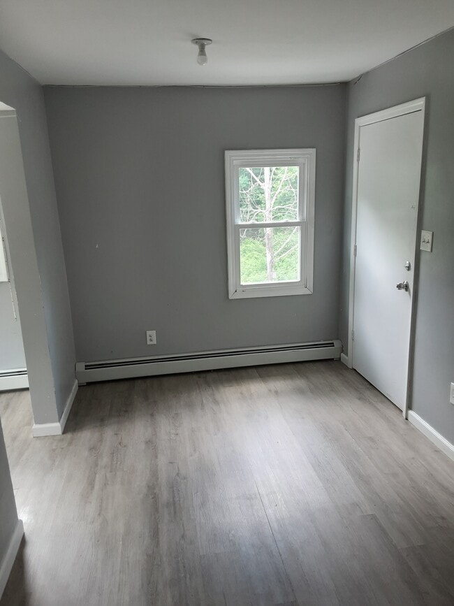 Photo - 140 Berme Rd