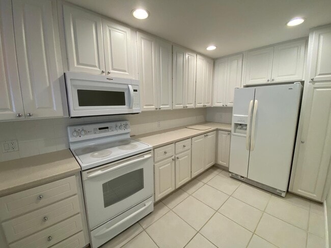 Photo - 7803 Bergamo Ave