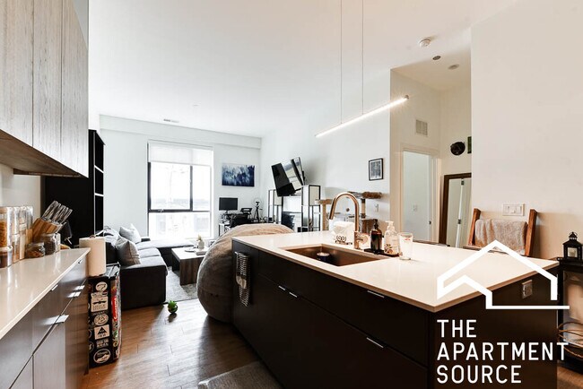 Photo - 3461 N Lincoln Ave Unidad 202