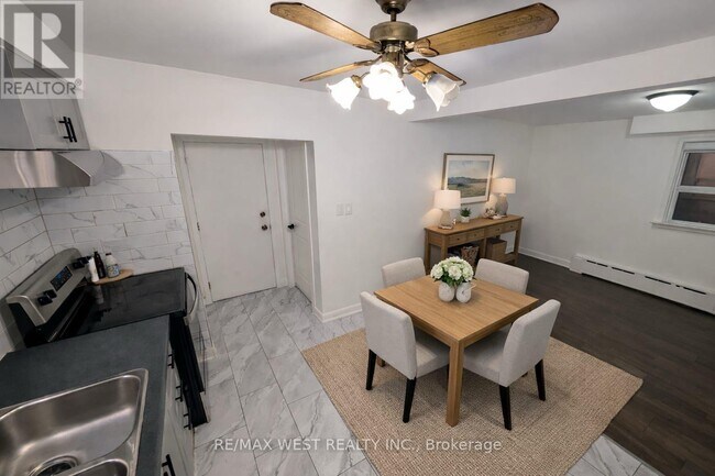 Photo - 106 Kirknewton Rd Unité 2