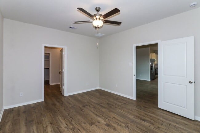 Photo - 206 Emma Rose Dr