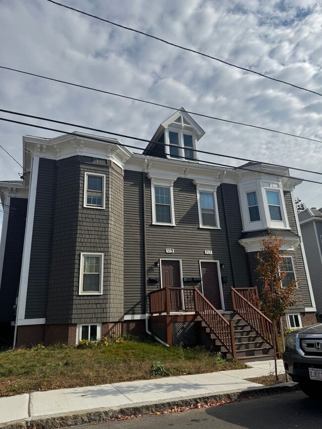 Building Photo - 117-119 Portland St-119-1 Unit 119-1
