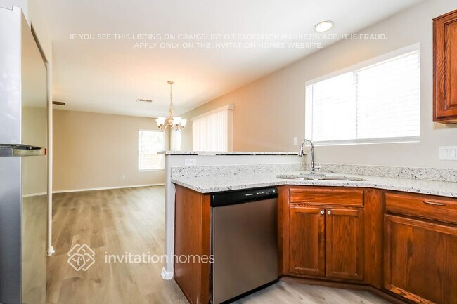 Photo - 718 S 223rd Dr