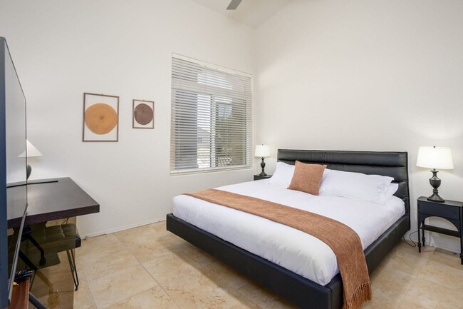 Photo - 28050 N 110th Pl Unidad SI ID1314569P