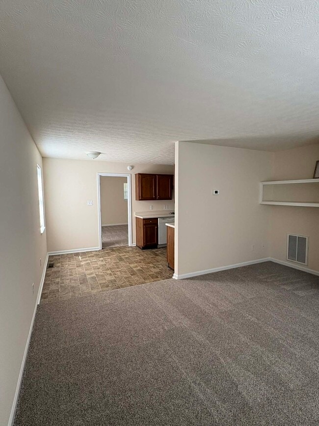 Photo - 1611 Flanigan Ct