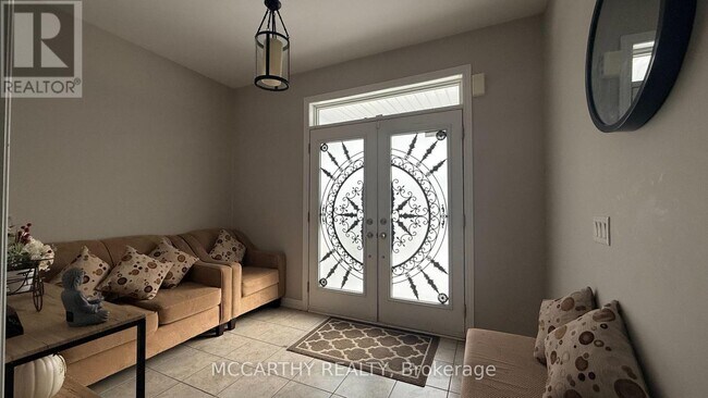 Photo - 124 Johnson Dr