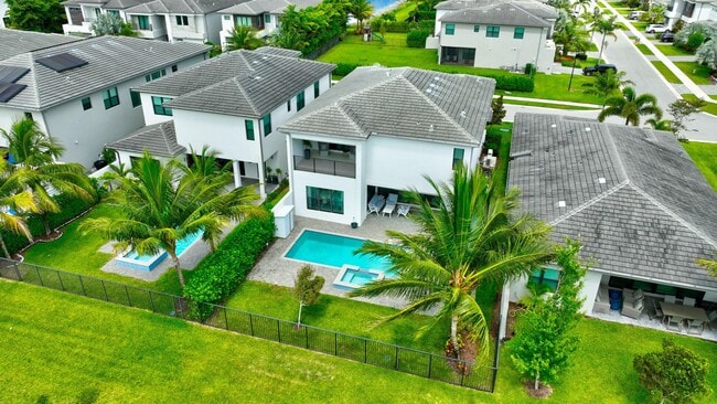 Photo - 17222 Blue Bayou Dr