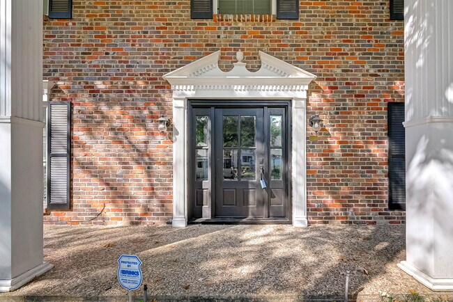 Photo - 727 Langwood Dr