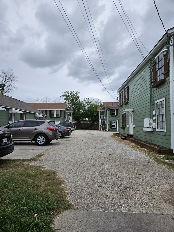 410 Randall St